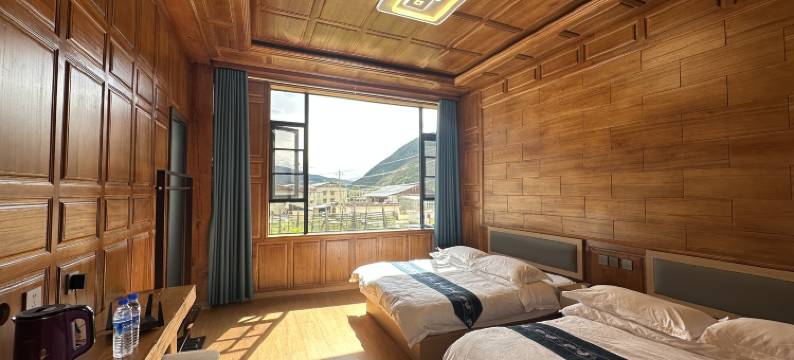 噶吉康桑民宿图片