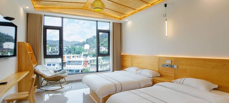 歙县深渡水天一舍美宿(新安江山水画廊风景区店)图片