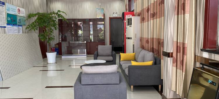 都市118连锁酒店(平阴银座商城店)图片