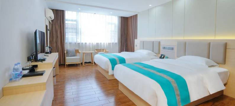 钰龙智选酒店(贺州缤纷环球城店)图片