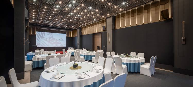 西安国际会展中心建国铂萃酒店(国际港务区地铁站店)图片