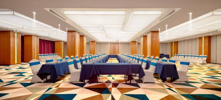 云南维居金鹰大酒店(昆明火车站国际会展中心店)图片