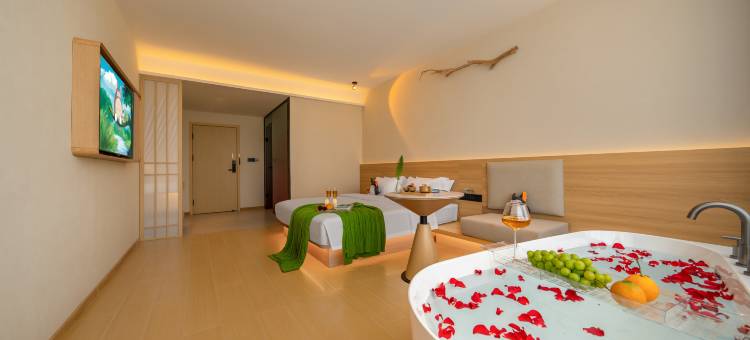 龙猫精灵酒店(温宿阿克苏红旗坡机场店)图片