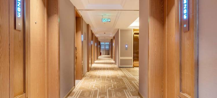 维也纳酒店(连云港东海步行街高铁站店)图片