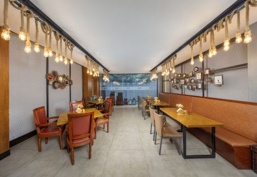 Lavande Hotel (Shanghai New International Expo Center Huamu Road) Hotel Overview