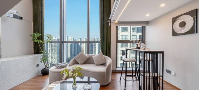 新瑞高空LOFT民宿(广福路海乐世界购物中心店)图片