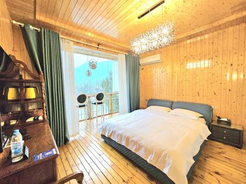 梵净山涧边小院(云舍景区店)