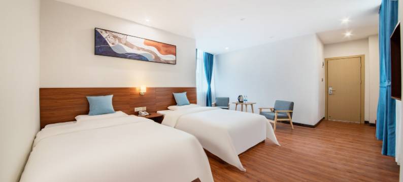 粤享X电竞民宿(广州永泰白云大道北地铁站店)图片