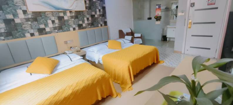 安宁幻城2046主题酒店图片