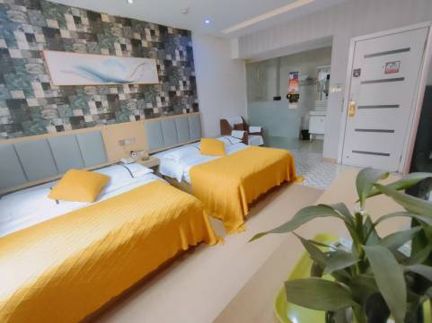 安宁幻城2046主题酒店