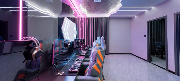 尖峰国际电竞民宿(弋阳县政府店)图片