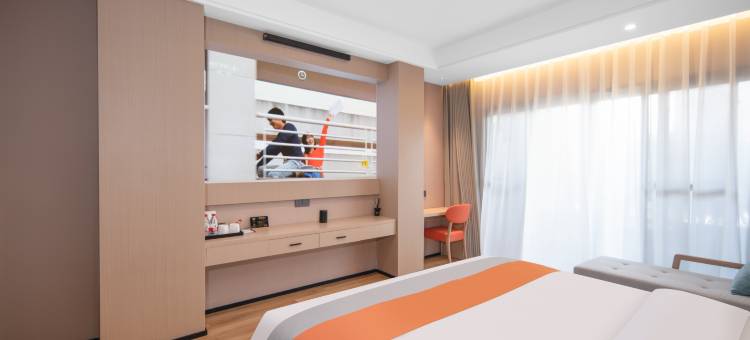 观湖花园酒店(南充希望城南湖公园店)图片