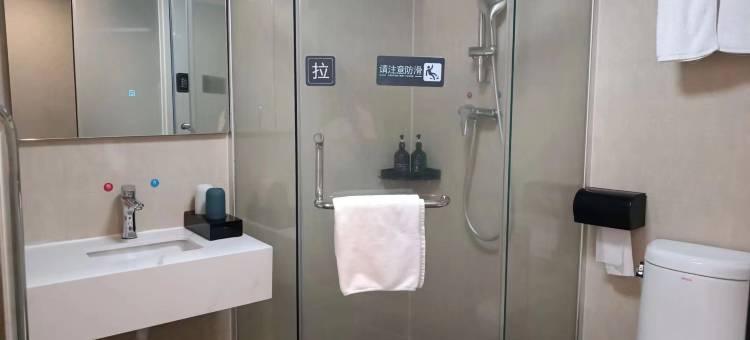 点点公寓(深圳罗湖口岸火车站店)图片