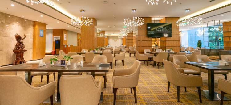 云南维居金鹰大酒店(昆明火车站国际会展中心店)图片