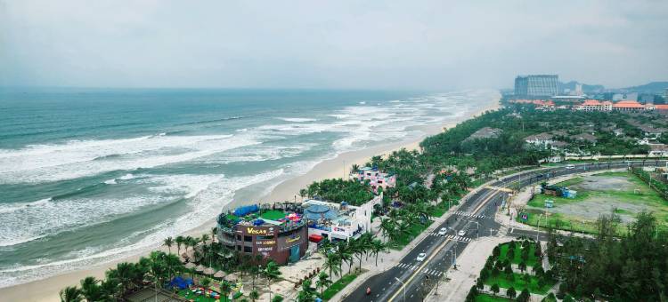 阿达莫酒店(Yarra Ocean Suites Danang)图片