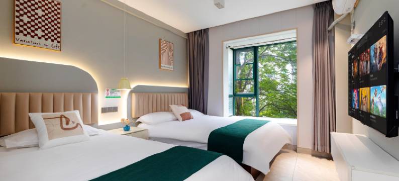 南京彩虹酒店(南京南站明发广场地铁站店)图片