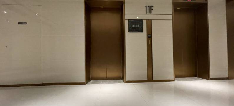 云悦·拾光观影酒店(锦荣广场兰河公园地铁站店)图片