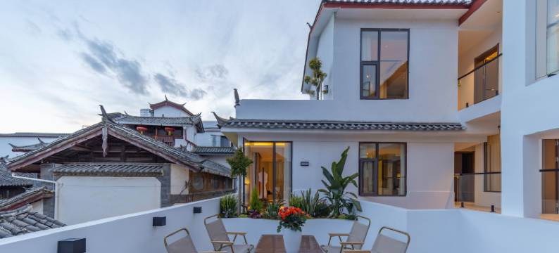 云岸山青·诧寂美学｜空中花园设计师观景美宿(丽江古城店)图片