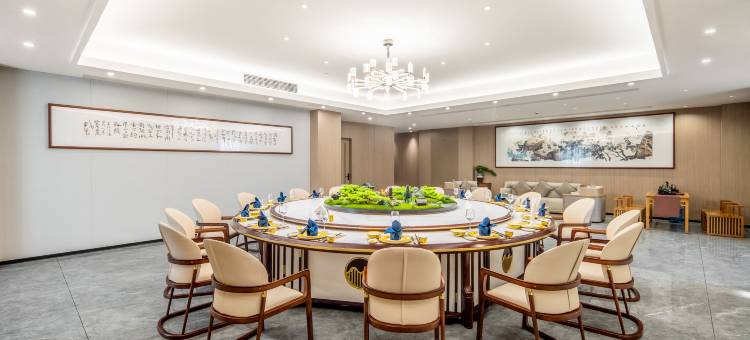 夹江峨眉山月花园饭店图片