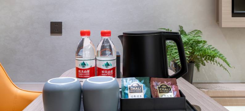 百禄东苑酒店(襄阳东站东津民发世纪广场店)图片