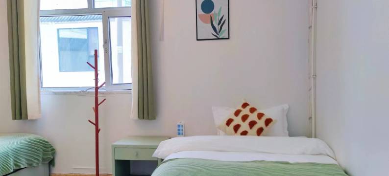 乌兰抚月民宿(茶卡店)图片