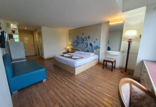 The Pacific Cool Chic Hotel Overview