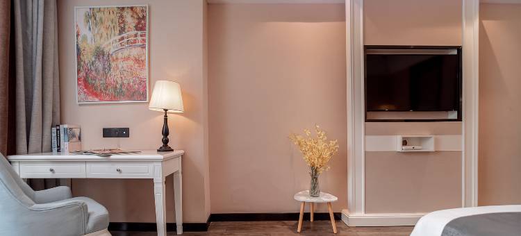 明月湖酒店(百色高铁站百色市中级人民法院店)图片