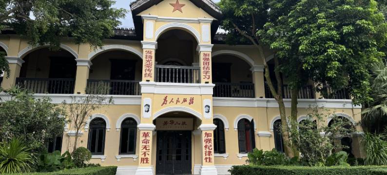 飘琳客栈(海口观澜湖华谊冯小刚电影公社店)图片