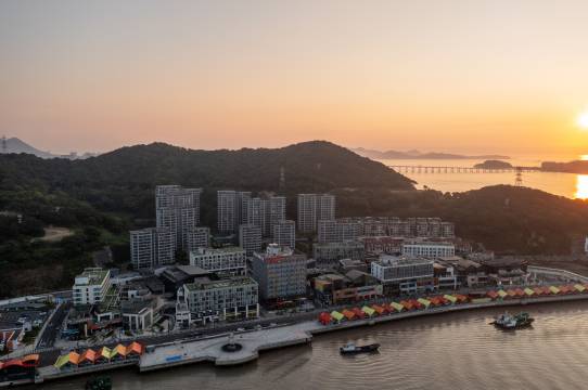 普陀半升洞码头希尔顿欢朋酒店图片