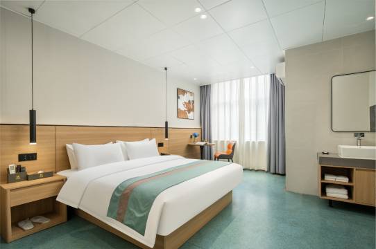 惠泽酒店(百色右江区民族医学院附属医院店)