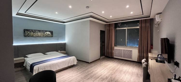 崇信季朵酒店图片