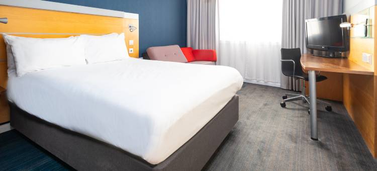 Holiday Inn Express 斯蒂文尼奇(Holiday Inn Express Stevenage)图片