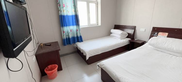 OYO乌鲁木齐云峰宾馆(机场店)图片