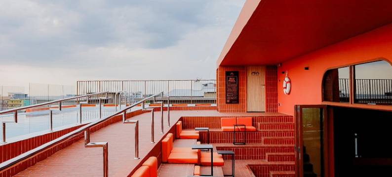 Blu Monkey Hub & Hotel Bangsaen图片