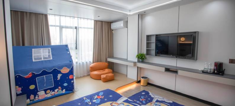 艾尚海景酒店(万尾金滩店)图片