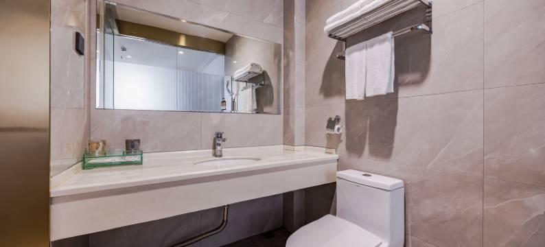 深圳宝源商务酒店(宝安西乡地铁站店)图片