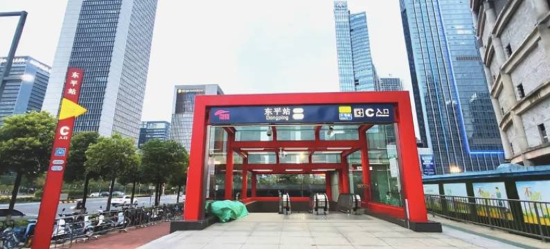 盛腾服务式公寓(佛山世纪莲体育中心顺德北站店)图片