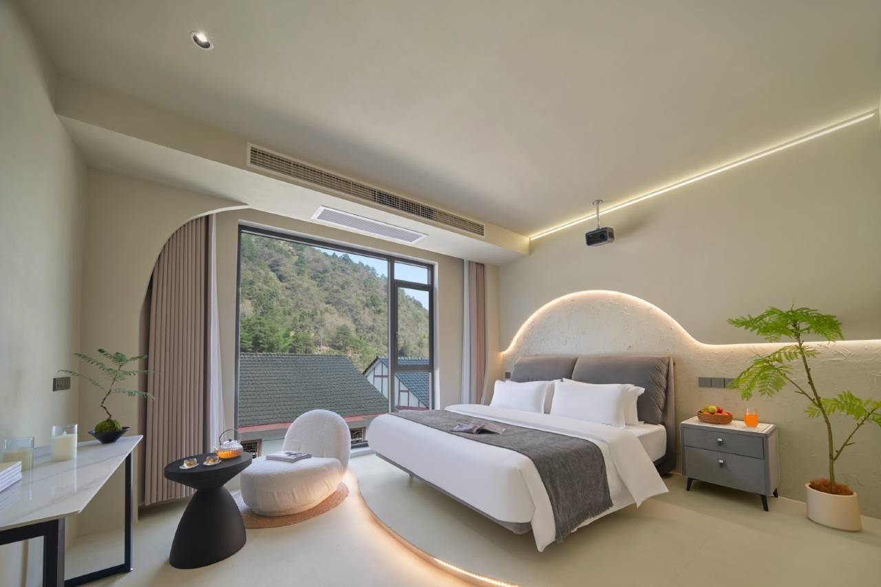 山前·月下｜松间观云榻·轻奢隐世美宿(三清山风景区店)图片