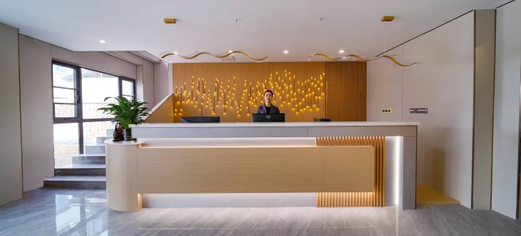 金葫芦·酒店(开封万岁山武侠城清明上河园店)图片