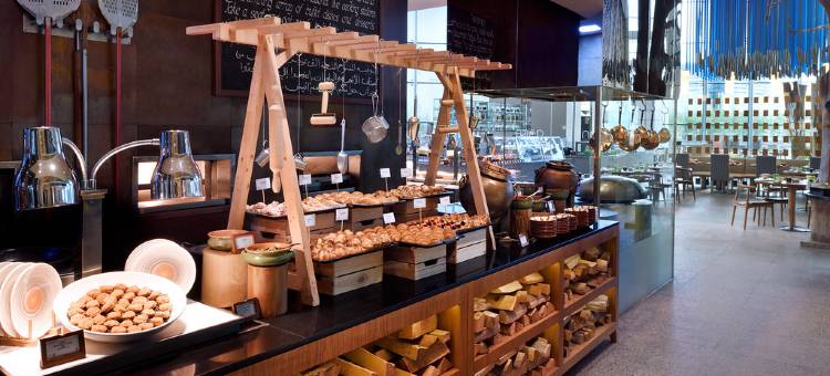 迪拜节日之城洲际酒店(InterContinental Hotels DUBAI FESTIVAL CITY by IHG)图片