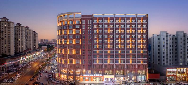 喆曼酒店(呼和浩特体育场地铁站店)图片