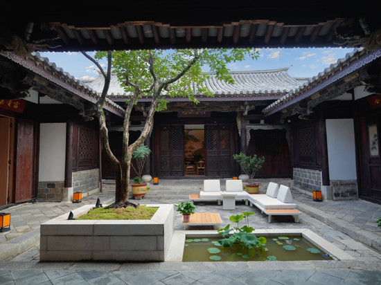 花满第民宿(建水古城店)