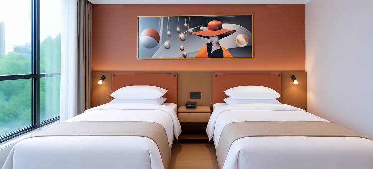 悦朋美豪酒店(庆阳高铁站东方丽晶茂店)图片