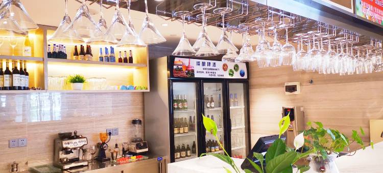 凯里亚德酒店(深圳麟恒广场六约地铁站店)图片