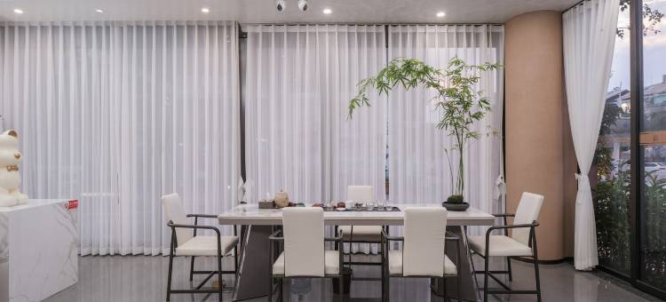 蒙自夏朵酒店(南湖公园大树寨店)图片