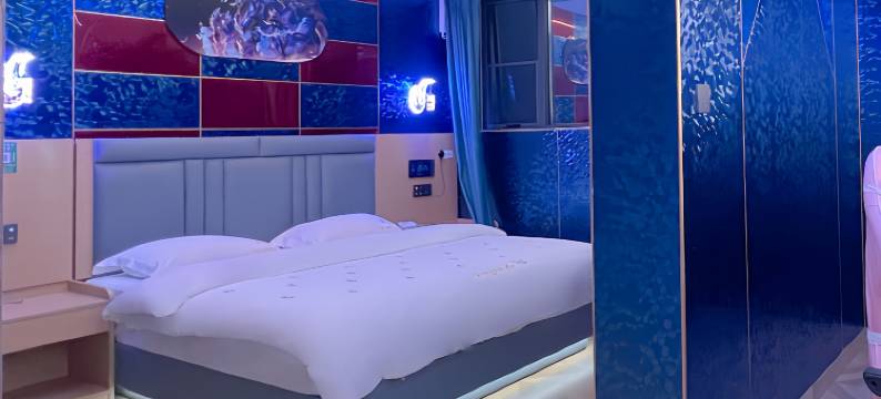 悦洱主题酒店(澜沧客运站店)图片