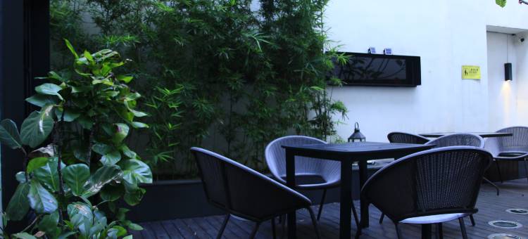 埔舍花园艺术酒店(东莞石排公园利丰城市广场店)图片