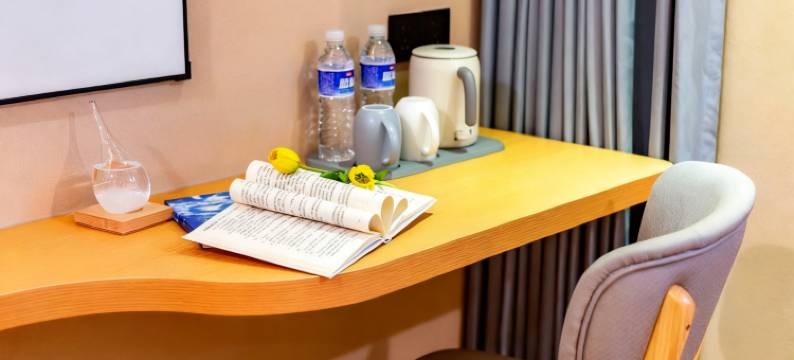 深圳•欢住CLOUDSEASOHOTEL·云季酒店(深圳宝安机场T3航站楼店)图片