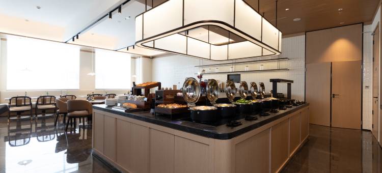 贵阳火车站青云市集亚朵酒店图片