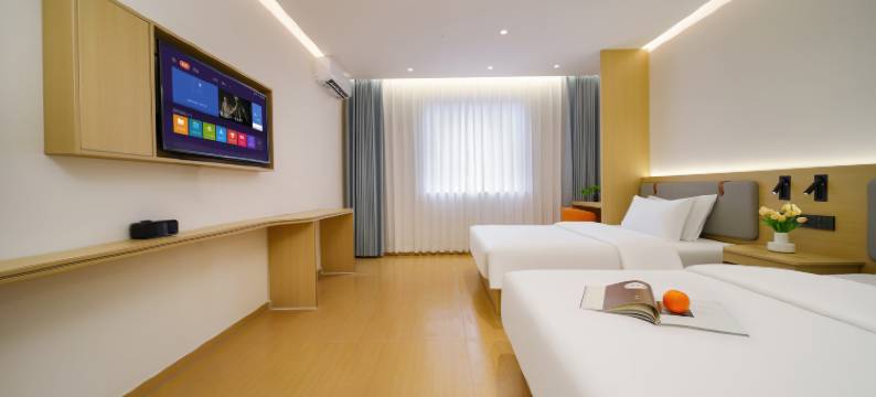 清明上河园一川闲居酒店(开封大学北校区店)图片